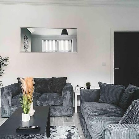 Comfortable Home In Bolton Farnworth المظهر الخارجي الصورة