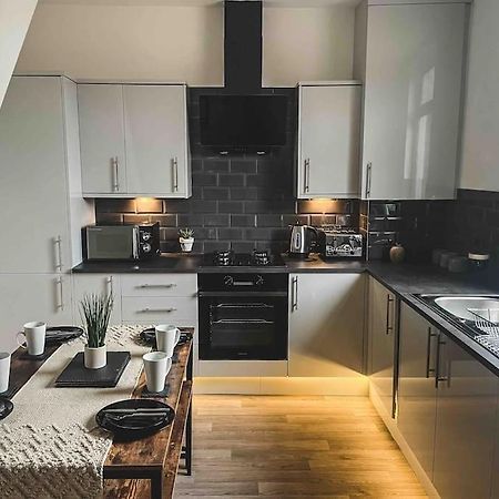 Comfortable Home In Bolton Farnworth المظهر الخارجي الصورة