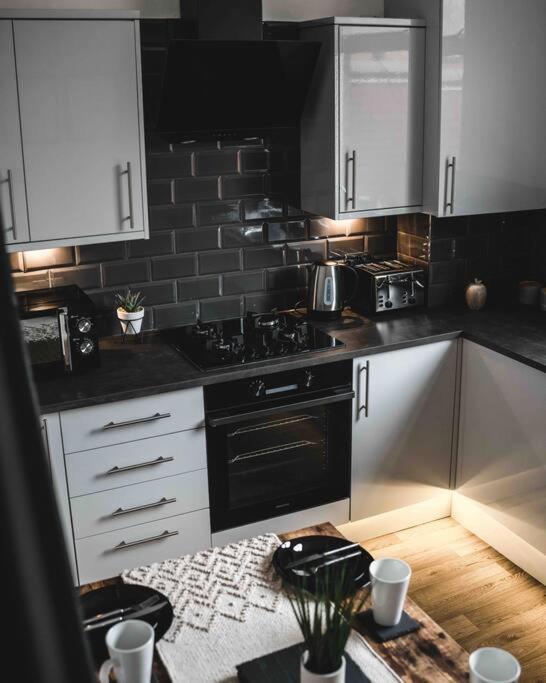 Comfortable Home In Bolton Farnworth المظهر الخارجي الصورة