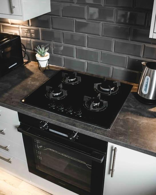 Comfortable Home In Bolton Farnworth المظهر الخارجي الصورة